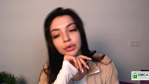 Alexia online show from October 6, 2:46 pm