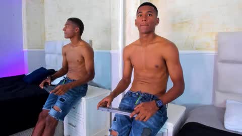 Lexi  Derek online show from October 1, 5:56 pm