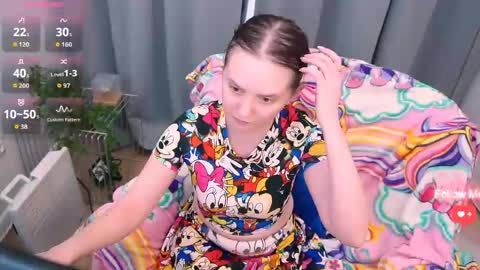 Lexi online show from April 10, 6:52 am