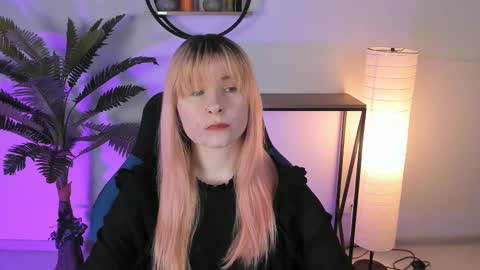 Lexi Wenford NO NUDE GODDESS online show from February 24, 5:54 am