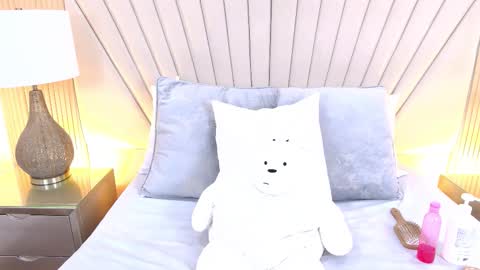 lexxi_gb online show from February 12, 9:40 pm