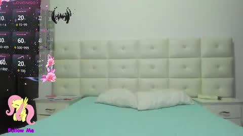 Snapshot of lexxi_ross chatting on October 4, 6:17 pm LEXXI online show from October 4, 6:17 pm