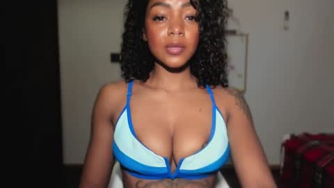 LEXY - Independent account online show from February 5, 9:13 am