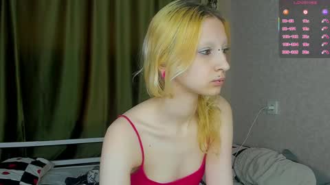 Lexy online show from April 19, 11:22 am