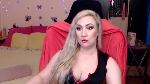 Lexy online show from February 13, 6:37 pm