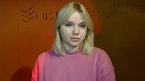 Leyla online show from January 12, 7:15 am