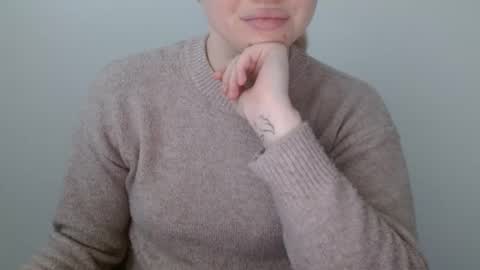 Leyla online show from March 31, 5:52 am