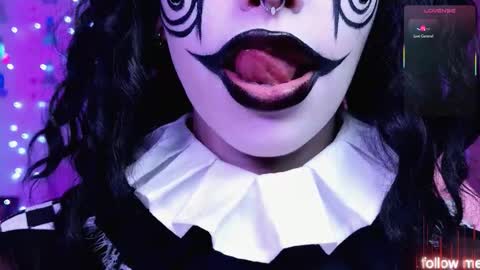 LEA online show from February 7, 2:42 pm