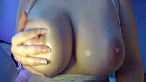 Leysun7 online show from February 17, 9:24 am