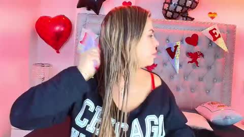 Lia  online show from February 17, 3:27 am