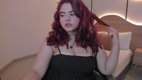 L I A online show from April 21, 2:04 am