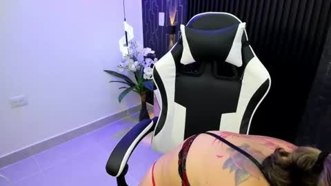 Lia  online show from July 19, 7:49 pm