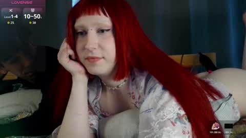 lia_grl online show from July 9, 5:39 pm