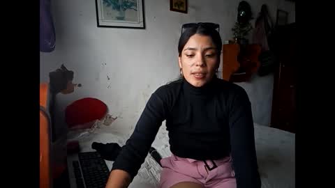 Lia online show from February 28, 8:50 pm