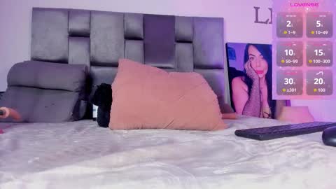 Lia Jhonson online show from November 8, 2:31 pm