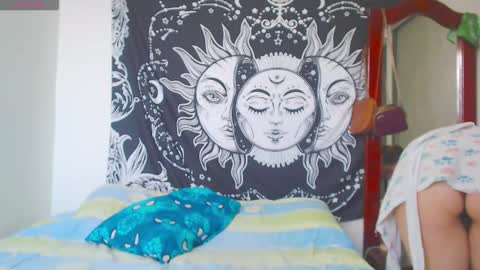 Lia Monroe online show from November 7, 5:04 pm