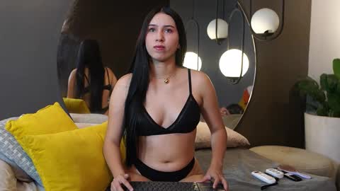 Lia online show from December 15, 12:12 pm