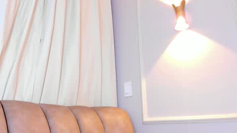 liz walton online show from February 18, 12:27 pm