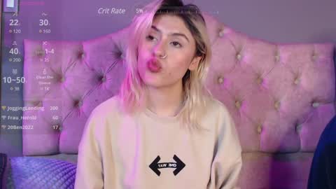 liaa  louis online show from December 10, 6:17 pm