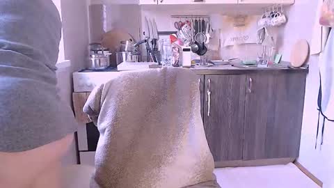 Snapshot of liahsofty chatting on September 21, 5:33 am miss Lia  colection for travel online show from September 21, 5:33 am