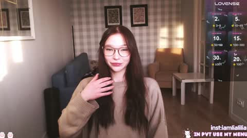 lialilia online show from December 19, 10:45 am