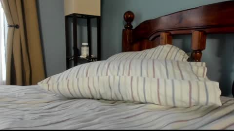 Liam online show from December 7, 10:01 pm