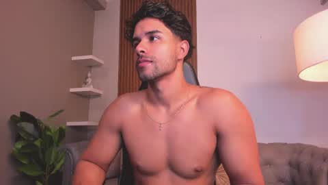 Liam Collins online show from April 16, 11:54 am