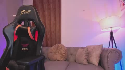 Liam Collins online show from February 10, 11:35 am