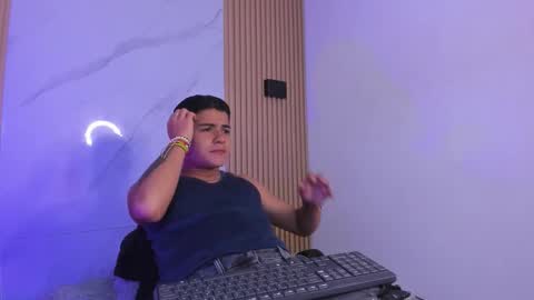 Liam online show from March 21, 9:08 pm