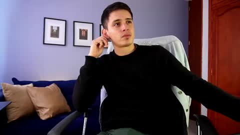 Liam online show from February 14, 6:29 pm