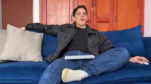 Liam online show from February 9, 3:37 pm