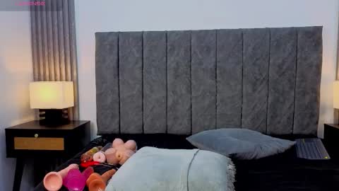 Liam forest  online show from October 1, 5:39 am