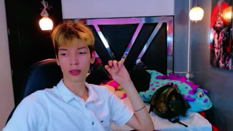 liam_green1 online show from February 20, 12:07 pm