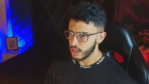 LIAM KLEIN online show from April 15, 11:35 am