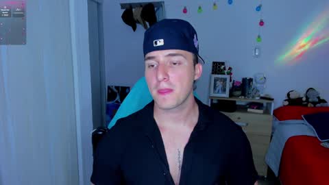 liam online show from January 15, 3:00 am