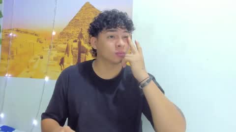 liam online show from October 16, 12:49 pm