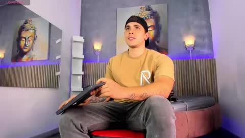 Liam online show from September 21, 8:02 pm