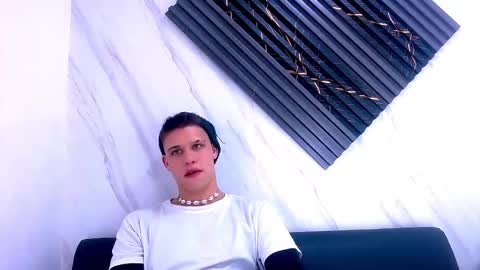 liam_york online show from February 4, 4:49 am