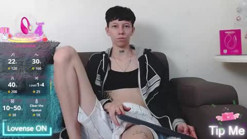 Liam  online show from December 18, 8:48 pm