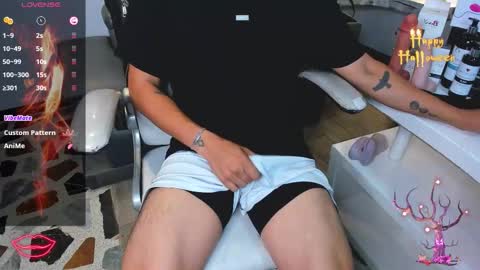 LiamDeep online show from October 28, 11:28 pm