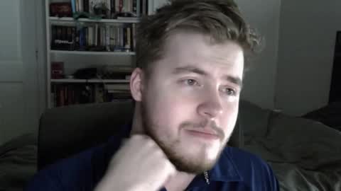 Snapshot of liamfoxx chatting on October 26, 1:39 am Liam Fox online show from October 26, 1:39 am