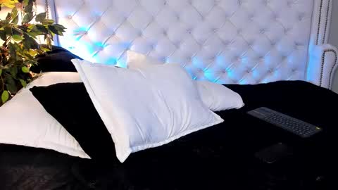 liammuller online show from February 16, 12:14 pm