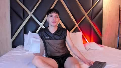 liammuller online show from September 30, 11:42 am