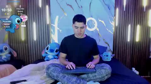 Liam online show from November 23, 12:47 pm