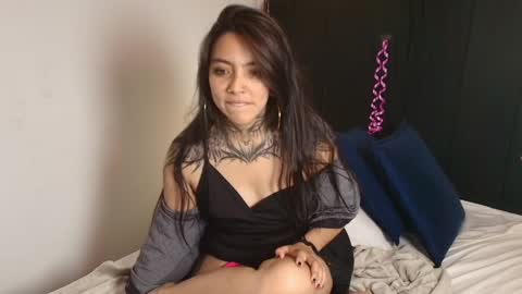 L I A M O N R O E online show from March 29, 11:56 am