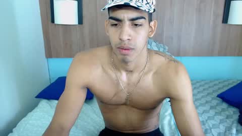 L I A M online show from November 27, 11:51 am