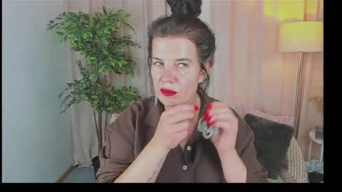 Liana online show from June 13, 8:58 am