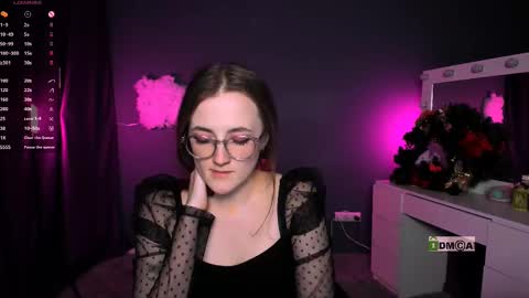 Little Liana  online show from February 27, 2:46 am