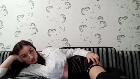 Lia online show from December 3, 11:05 pm