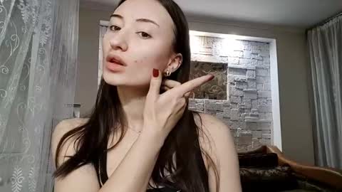 Lia online show from December 4, 11:26 pm